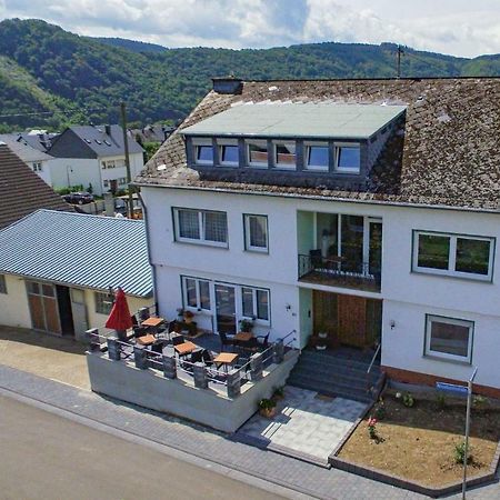 Hotel Weingut Gerd Muellers Kröv Esterno foto