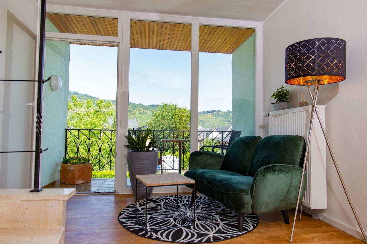 Hotel Weingut Gerd Muellers Kröv Esterno foto