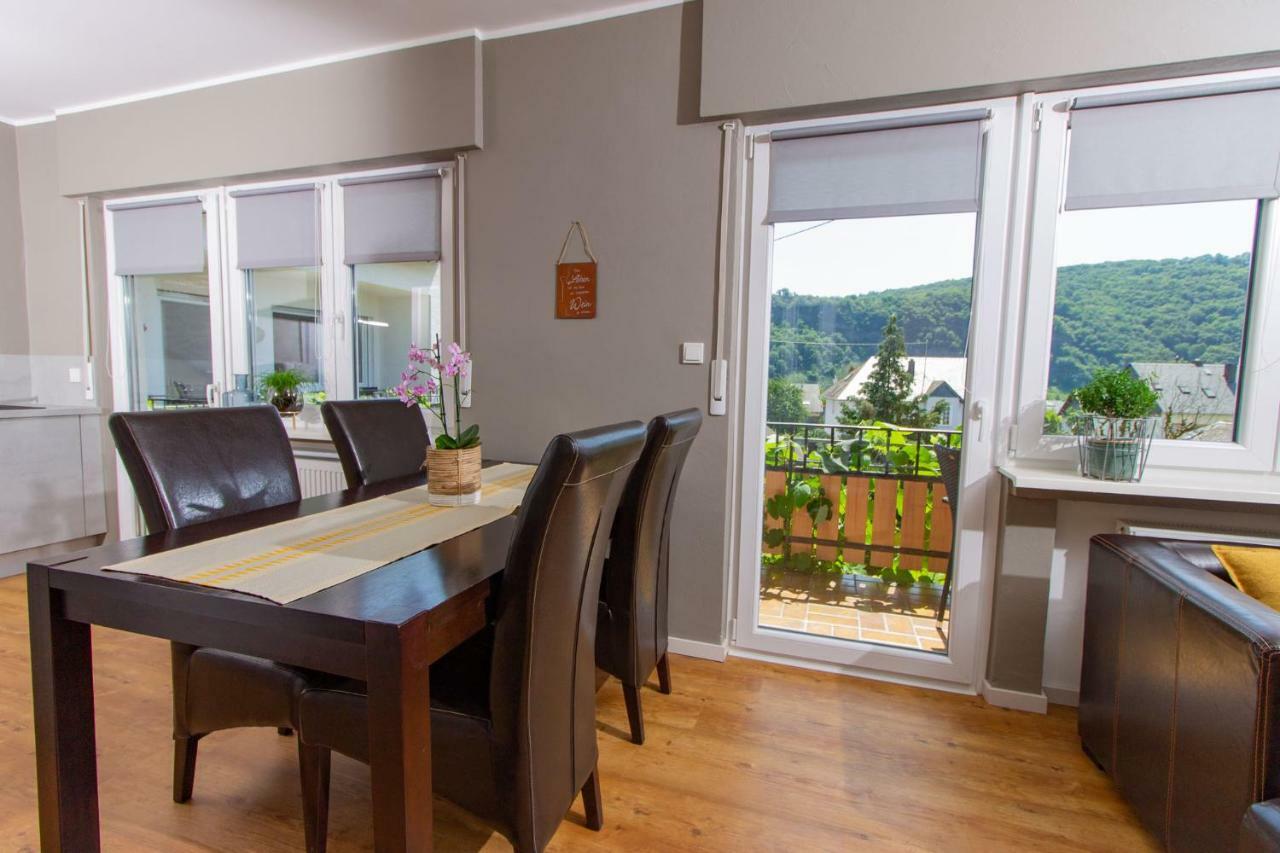 Hotel Weingut Gerd Muellers Kröv Esterno foto