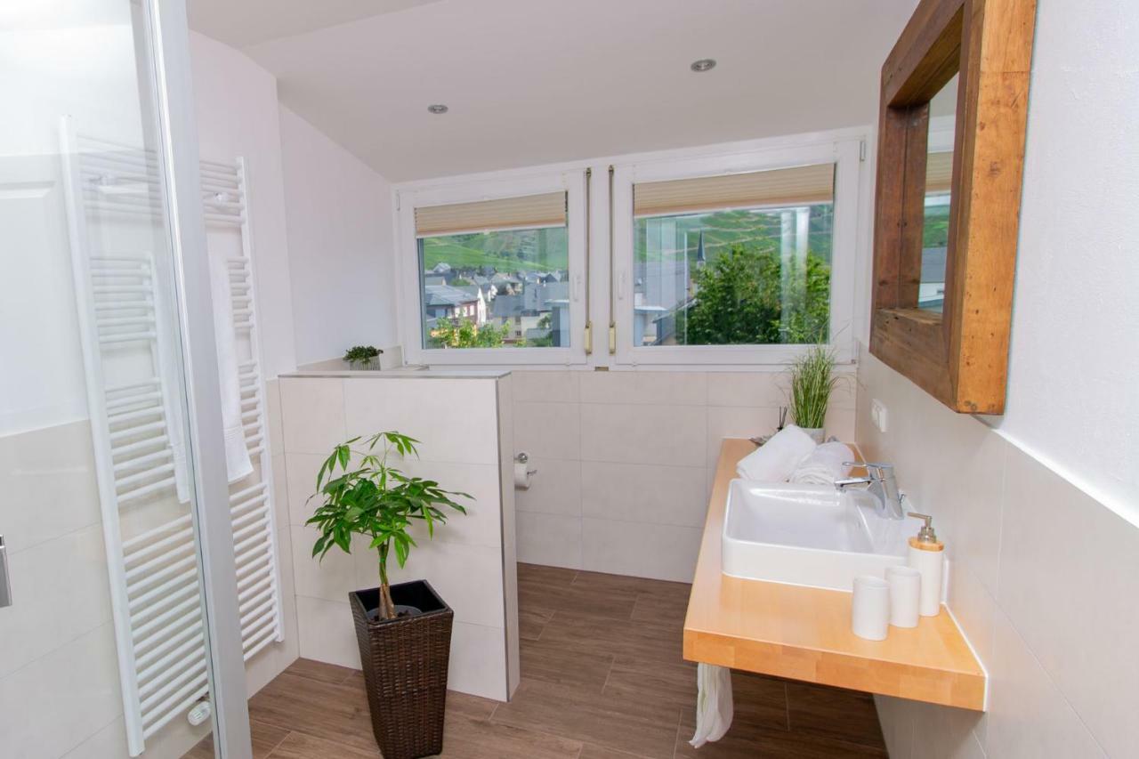 Hotel Weingut Gerd Muellers Kröv Esterno foto