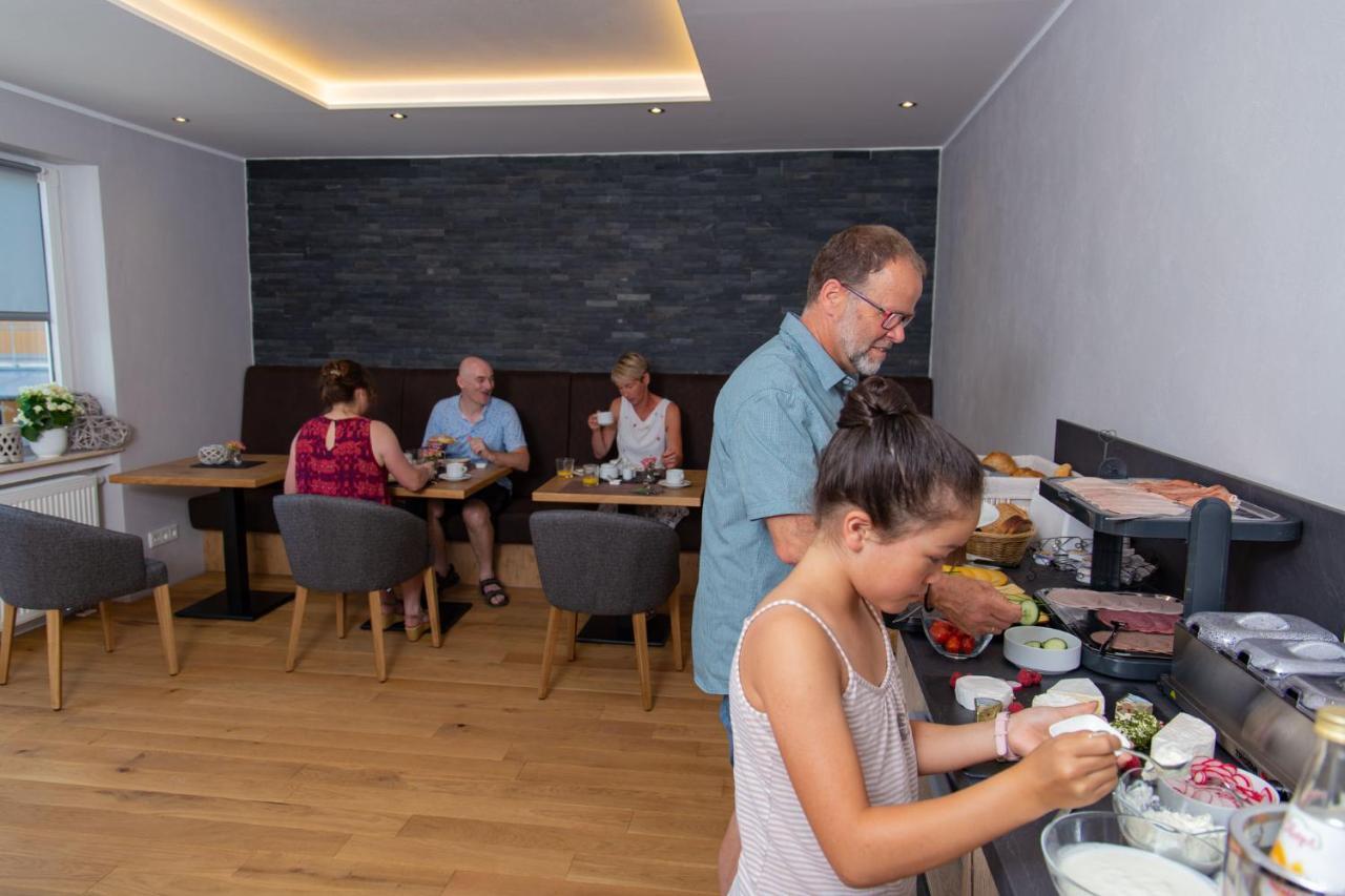 Hotel Weingut Gerd Muellers Kröv Esterno foto